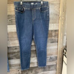 New without tags Levi pull on shaping super skinny jeans